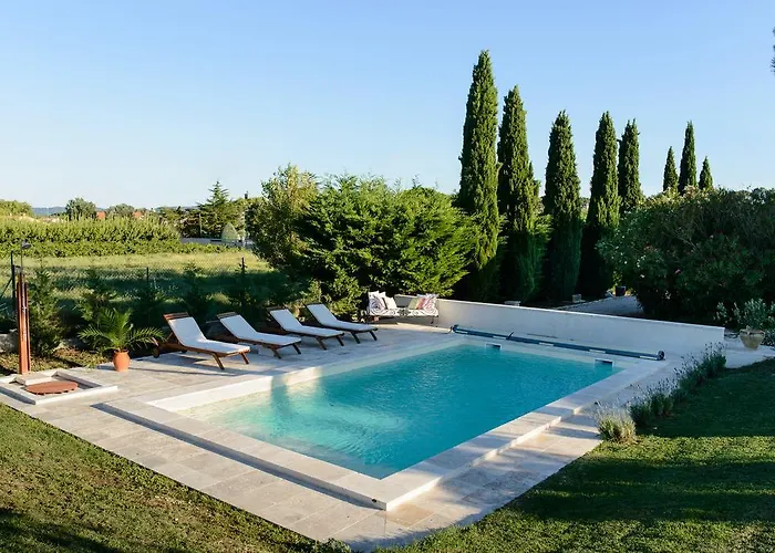 Chateau Juliette Winery Homestead Provence Villa Tresques