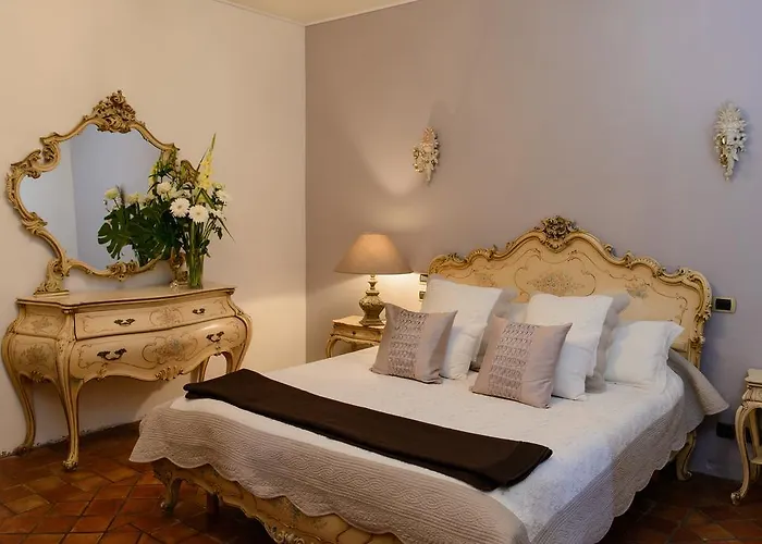 Chateau Juliette Winery Homestead Provence * Tresques